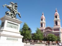 Destacan la fuerte baja en exportaciones agrícolas, menor actividad turística y retroceso en el comercio minorista.