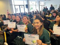 En el salón de la Ilustre Municipalidad de San Fernando, se realizó una ceremonia de reconocimiento a educadoras de párvulos de las 33 comunas de la región.