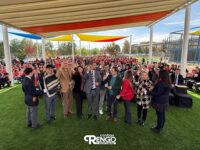 Con una inversión municipal de $1.019 millones de pesos destinada a infraestructura educativa, tecnología y apoyo pedagógico, la gestión del alcalde Enrique del Barrio se consolida con mejoras tangibles en las aulas y una masiva reactivación de las actividades cívicas, culturales y deportivas.