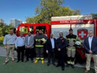 El programa está dirigido a bomberos que enfrentan de manera habitual rescates en edificios residenciales, establecimientos educacionales y centros de salud, escenarios donde este tipo de incidentes ha ido en aumento durante los últimos años.