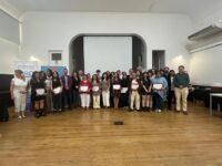 Iniciativa busca proyectar el trabajo artesanal como una alternativa laboral sostenible y profesional.