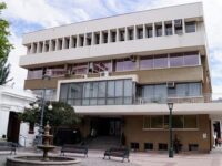 
La controversia estalló luego de que una denuncia anónima reportara excesos al culminar una jornada de funcionarios en 2025. Consejero pide buscar "la verdad de los hechos".