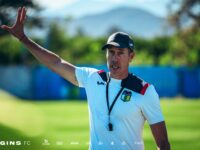 El técnico celeste anticipó un partido complejo ante el “tomate eléctrico” y advirtió sobre los peligros del contragolpe y llamó a la mesura en la antesala del regreso a la Copa Libertadores frente a Bahía de Brasil.
