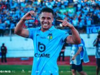 El equipo ingresó junto a familiares de los hinchas fallecidos y selló el triunfo con un gol agónico de González.