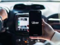 Uber lanza una nueva herramienta de seguridad que les permitirá recibir notificaciones sobre zonas de partida o de destino que presentan indicadores de riesgo.