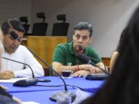 Durante la reunión se destacó la inversión municipal que permitió realizar reparaciones parciales en las escalas más dañadas.