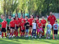 En el marco de la inauguración de las actividades extraescolares, el colegio reafirma el compromiso con una formación integral que promueve el desarrollo académico, artístico, deportivo y valórico de sus estudiantes.

Los excelentes resultados obtenidos en la última evaluación SIMCE son reflejo de este enfoque, donde el aprendizaje se fortalece en un entorno que fomenta la participación, la disciplina, la creatividad y el bienestar.

4° Básico: 
Lectura 337     
Matemáticas  320

8° Básico: Lectura 300     
Matemática 335        
Historia  315

2° Medio:  
Lectura 298     
Matemática 377