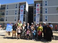 La autoridad destacó lo significativo del hito al terminar 260 mil viviendas, a pesar de las condiciones adversas del sector construcción afectado post pandemia, el alto costo de los materiales y las barreras de acceso al crédito para las familias. 
