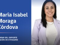 Moraga es periodista y magíster en Realización de Documentales. Cuenta con experiencia en comunicaciones estratégicas.