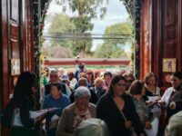 La liturgia fue presidida por el obispo diocesano, mons. Guillermo Vera Soto, y concelebrada por el párroco, padre Arul Dhas, junto a tres diáconos permanentes y acólitos de la parroquia.