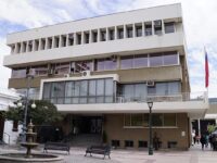 Precisando que la medida no afecta al municipio de la comuna.