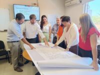 Cabe recordar que el nuevo recinto contempla un estándar de alta complejidad, con 235 camas, siete pabellones quirúrgicos, helipuerto, Servicio de Oncología y Hemodiálisis.