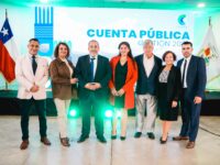 La gestión anual reportó la implementación del primer Hospital Digital Rural de la región, el logro de la excelencia educativa en siete planteles municipales y la adquisición de patrullas con tecnología de lectura de patentes, consolidando un modelo de administración enfocado en la modernización de los servicios básicos.
