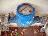 La extensión de la red de agua potable permitió que nueve familias accedan por primera vez a un suministro continuo y seguro, marcando un avance clave en su calidad de vida.