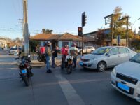 Seguridad municipal logró desactivar escalada de violencia en el cruce de Millán y Bueras en hora punta.