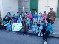Los pequeños también aprovecharon de entregar un saludo en el marco del reciente aniversario institucional.