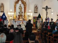 La instancia contó con la presencia de autoridades y fue oficiada por el obispo de la comuna.