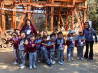 La actividad, enmarcada en el proyecto “Fauna Fantástica”, les permitió observar especies y registrar sus características en terreno.