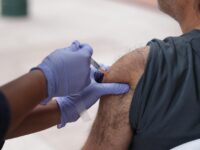 Esta acción forma parte del despliegue territorial impulsado por el establecimiento, con el objetivo de facilitar el acceso a la vacunación y aumentar la cobertura en los grupos definidos por el Ministerio de Salud.