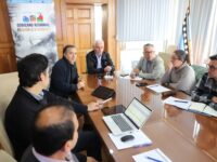 Se confirmó que ya se encuentra en proceso de licitación la repavimentación de Avenida Santa María.
