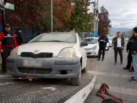El operativo busca recuperar espacios tomados por autos en desuso.