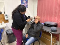 El trabajo comenzó durante abril, cuando ambos equipos revisaron el número de pacientes pendientes y detectaron las dificultades que enfrentaban muchas personas para trasladarse hasta San Fernando.