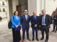 En una reunión de una hora con el Mandatario, los representantes de la prensa, radio y TV plantearon su inquietud por la vulnerabilidad del sector. La cita dejó abierta una mesa de trabajo para perfeccionar la normativa que resguarda a los profesionales de la información.