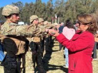 Tras culminar con éxito su primer periodo de instrucción militar, los jóvenes de la Compañía de Morteros y Fusileros protagonizaron una emotiva ceremonia castrense.