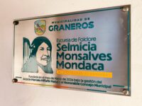 Bautizada en honor a la destacada folclorista, profesora y cantora de la comuna, Selmicia Monsalves Mondaca.