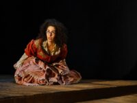 La reconocida compañía nacional presentará la obra protagonizada por Tamara Acosta y Alexandra von Hummel en el Teatro Regional Lucho Gatica, en el marco de las celebraciones por el Mes del Teatro.