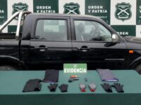Un rápido operativo de Carabineros permitió la detención de cinco delincuentes involucrados en un robo con intimidación registrado durante la jornada de este jueves.