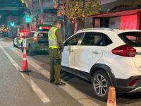Comisarías, tenencias y retenes desplegaron un intensivo operativo preventivo terrestre y tecnológico coordinado por la Prefectura de Colchagua, logrando una cobertura total desde los valles hasta el litoral chileno.
