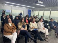 La jornada reunió a representantes del mundo público, privado y académico para promover la participación laboral femenina en la industria de la construcción.