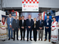 La compañía participó en la principal feria minera de Sudamérica, en una edición marcada por la presentación de nuevas soluciones tecnológicas para la minería y por el debut oficial de Croacia en el Pabellón Europeo.