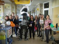 Juegos, experiencias educativas y contenidos culturales a niños y niñas hospitalizados fueron parte de la jornada.