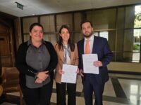 Los parlamentarios se reunieron la ministra de Educación, María Paz Arzola y solicitaron informes académicos, administrativos y financieros, un plan de continuidad para las carreras afectadas y un rol activo de fiscalización del Estado sobre la casa de estudios estatal.