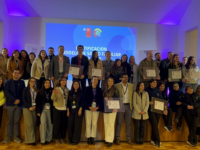 El establecimiento fue destacado por la implementación del Modelo de Atención Integral de Salud Familiar y Comunitaria (MAIS-FyC) y ECICEP, reafirmando su compromiso con una atención cercana, integral y centrada en las personas.
