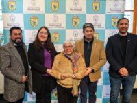 Con un emotivo reconocimiento a hombres y mujeres que han dedicado su vida al trabajo de la tierra, la Municipalidad de Mostazal conmemoró el Día Nacional del Campesino y la Campesina y Agricultor y Agricultora a través de una ceremonia organizada por la Oficina del Agricultor. La actividad puso en valor el esfuerzo, la dedicación y el compromiso de quienes han contribuido a preservar la identidad agrícola de la comuna.