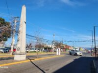 Un repaso por los orígenes del emblemático monumento de la entrada norte, inaugurado en 1954 por el Rotary Club, sus grandes protagonistas y los diversos simbolismos que rodean la obra.