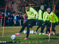 La previa estuvo marcada por un entrenamiento abierto que reunió al plantel con decenas de niños durante las vacaciones de invierno.