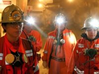El país ha experimentado un crecimiento sostenido en la última década.