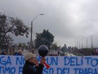 La movilización es encabezada por el sindicato de la empresa, en el marco de una huelga legal que mantienen los trabajadores.