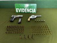 En tanto, pese a las diligencias efectuadas, el teléfono celular que originó la investigación no fue encontrado al interior del inmueble.