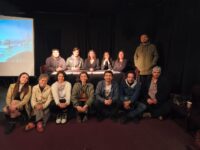 Con apoyo del Fondo del Libro y la Lectura, los actores y productores&nbsp;culturales Vania Muñoz Pino y Alex Adasme López,&nbsp;impulsaron este taller&nbsp;en la Escuela de Teatro Matices. Durante casi tres meses, alumnos locales trabajaron junto al reconocido dramaturgo, quien destacó el talento emergente de la región de O’Higgins.