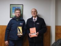 Harry Hardy y Byron Blamey se retiran de la institución tras 44 y 33 años de servicio, respectivamente, luego de ser testigos de profundos cambios en la agricultura regional.