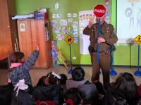 La actividad abordó también los roles y funciones de Carabineros.