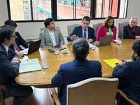La autoridad comunal busca destrabar nudos presupuestarios tras proceso de desmunicipalización y agiliza gestiones jurídicas para devolver infraestructura en desuso y disponerlas al servicio de las vecinas y vecinos.