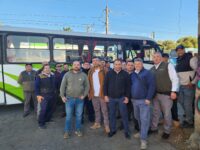 Los conductores habían planteado una serie de demandas relacionadas con remuneraciones, jornadas laborales y condiciones de trabajo. Tras una reunión con la empresa, acordaron deponer la movilización y continuar las conversaciones en una mesa de trabajo.