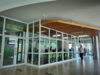 La iniciativa fue coordinada por el Servicio de Urgencia, la Unidad de Prevención de Riesgos, el Departamento de Calidad y Seguridad del Paciente, IAAS y el Departamento de Recursos Físicos del Hospital Dr. Franco Ravera Zunino.