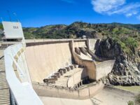 El municipio presiona por la mantención de un caudal ecológico y más seguridad para los vecinos.